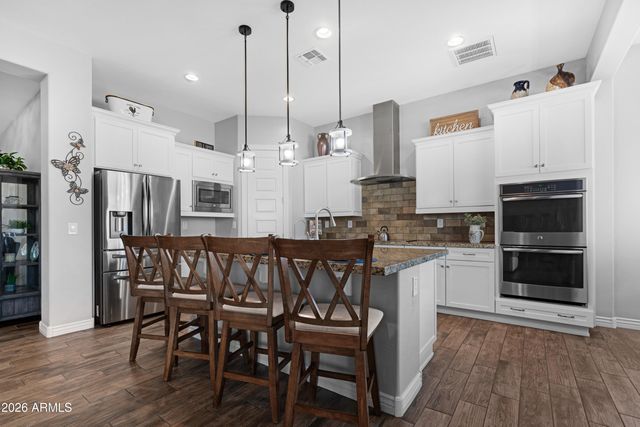 2826 E LA COSTA Drive, Gilbert, AZ 85298