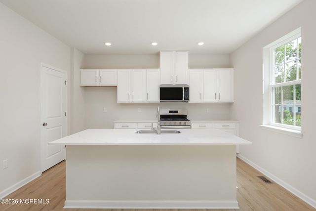 1 Dahlia Court, Bayville, NJ 08721