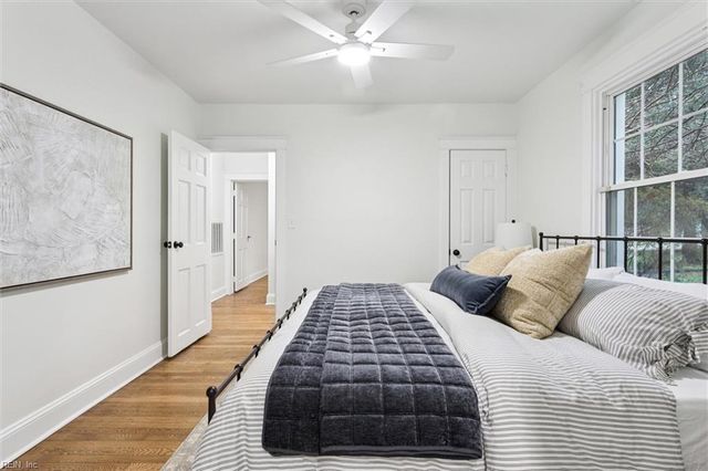 102 School LN, Toano, VA 23168