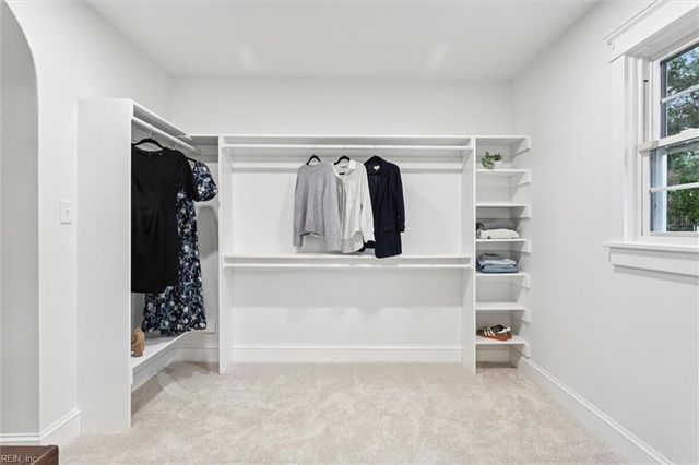 102 School LN, Toano, VA 23168