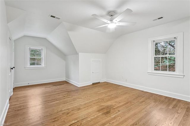 102 School LN, Toano, VA 23168