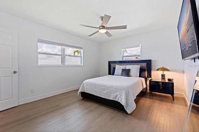 501 22ND AVENUE SE, St Petersburg, FL 33705