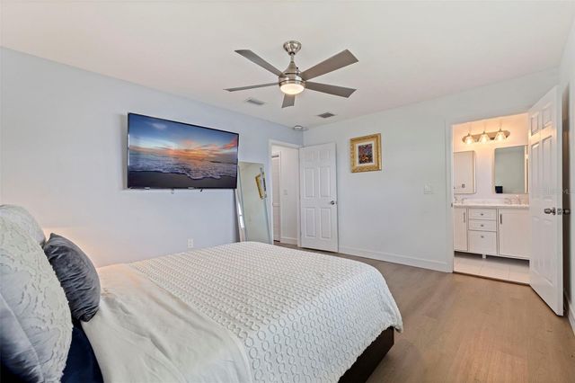 501 22ND AVENUE SE, St Petersburg, FL 33705