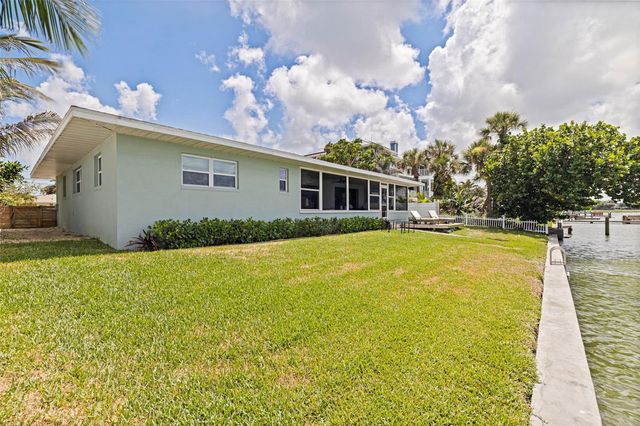 501 22ND AVENUE SE, St Petersburg, FL 33705