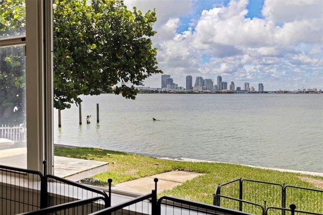 501 22ND AVENUE SE, St Petersburg, FL 33705