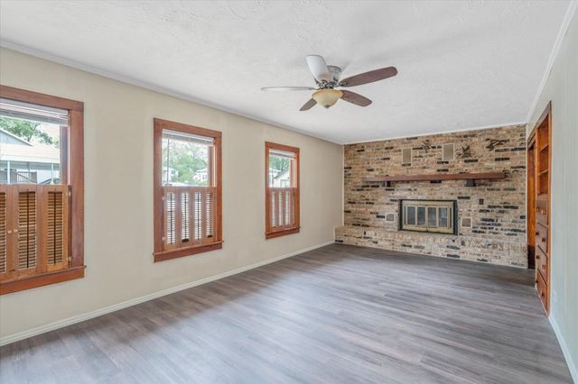 1419 N Sycamore, Palestine, TX 75801