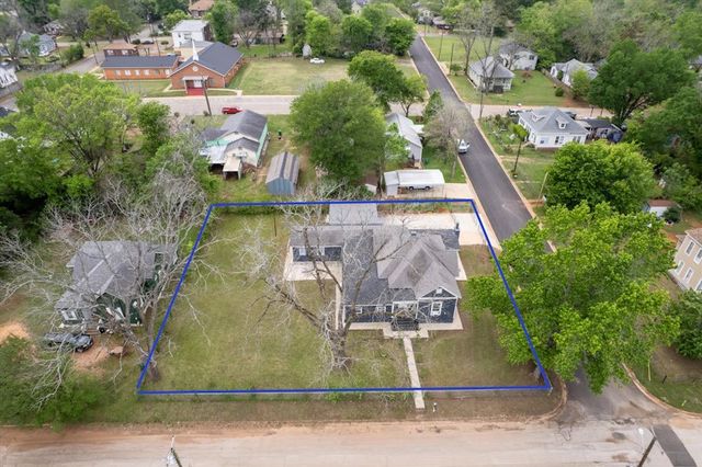 1419 N Sycamore, Palestine, TX 75801