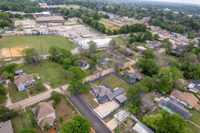 1419 N Sycamore, Palestine, TX 75801