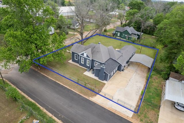 1419 N Sycamore, Palestine, TX 75801