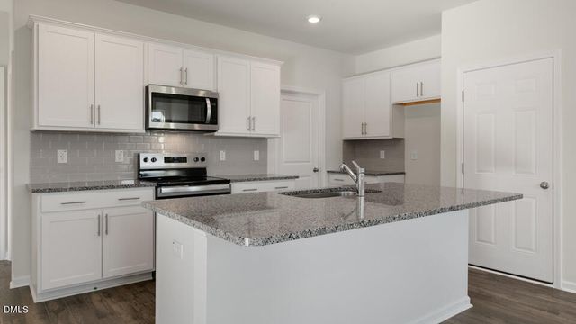 328 Flat River Run, Hillsborough, NC 27278