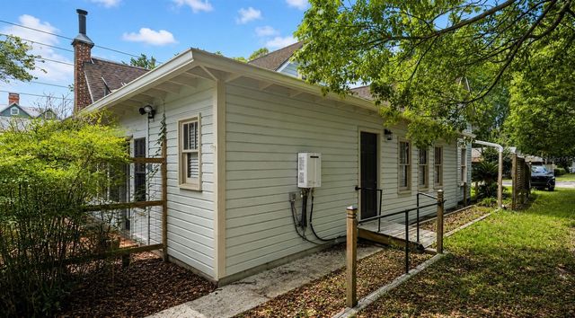 18406 HIGH SPRINGS MAIN STREET, High Springs, FL 32643