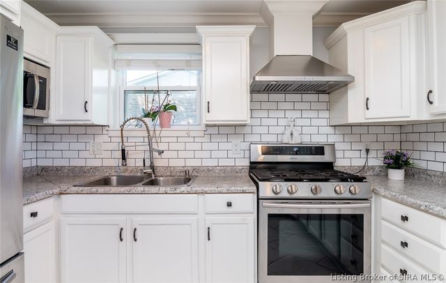 2302 Cornwell Drive, Jeffersonville, IN 47130