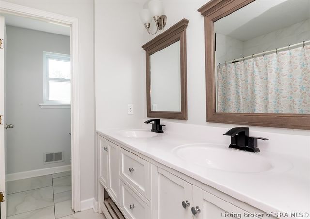 2302 Cornwell Drive, Jeffersonville, IN 47130