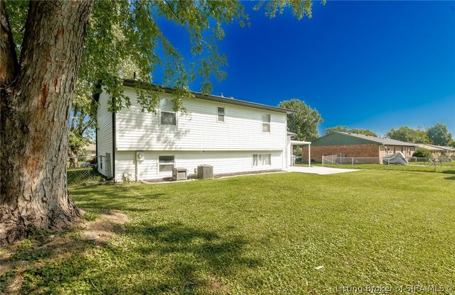 2302 Cornwell Drive, Jeffersonville, IN 47130