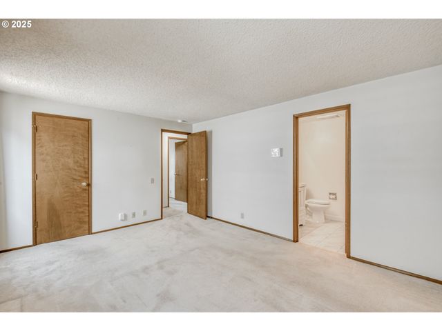 14843 Ne TILLAMOOK St, Portland, OR 97230