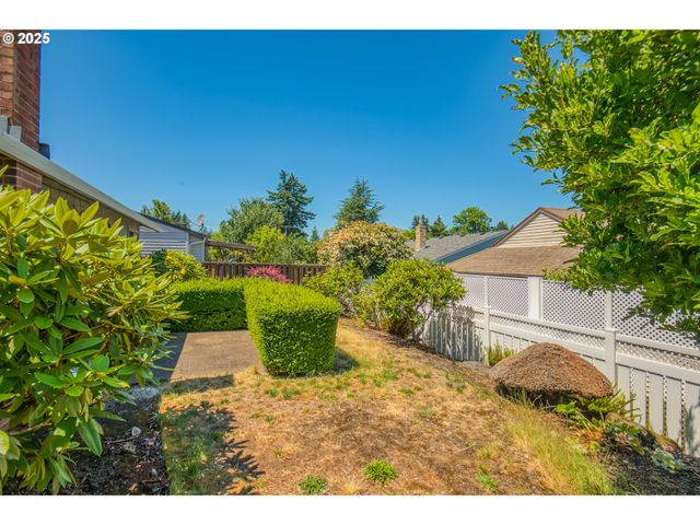 14843 Ne TILLAMOOK St, Portland, OR 97230