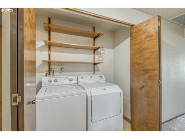 14843 Ne TILLAMOOK St, Portland, OR 97230