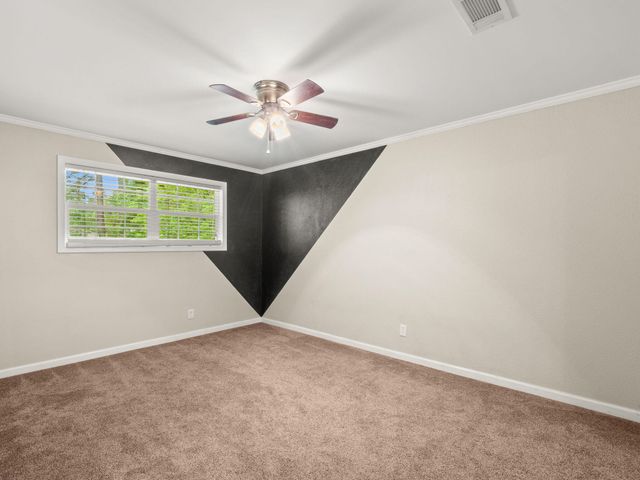 303 LAKE STREET, New Llano, LA 71461