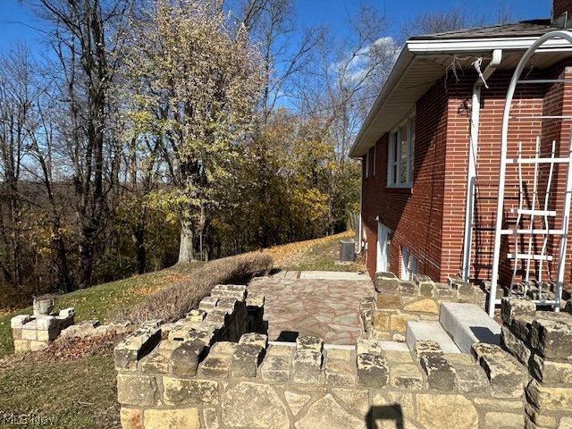 1307 Brightview Drive, East Liverpool, OH 43920