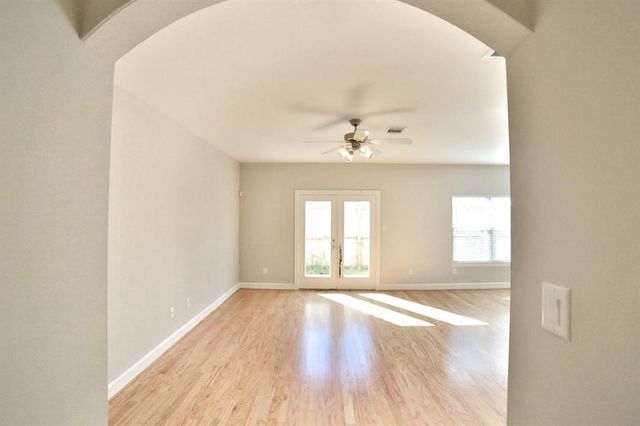 3719 Main Poplar Drive, Houston, TX 77025