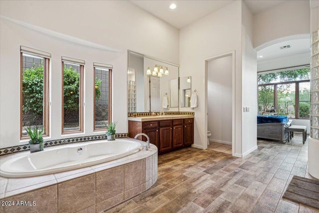 14586 E WETHERSFIELD Road, Scottsdale, AZ 85259