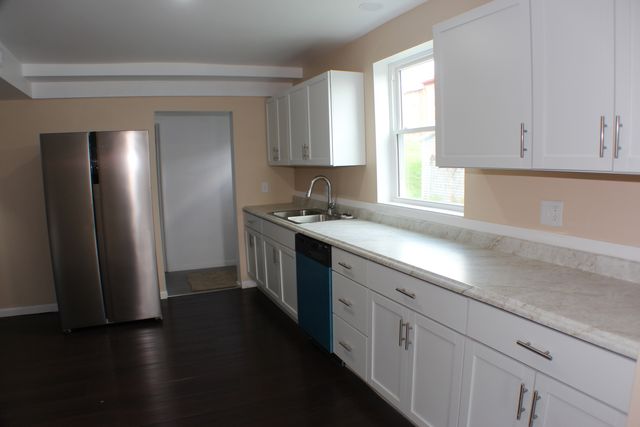 2118 E 12th Street, Davenport, IA 52803