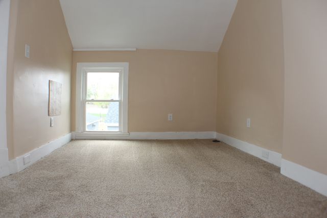 2118 E 12th Street, Davenport, IA 52803