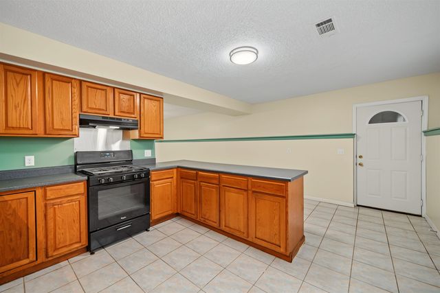 2449 Robin, Salina, KS 67401