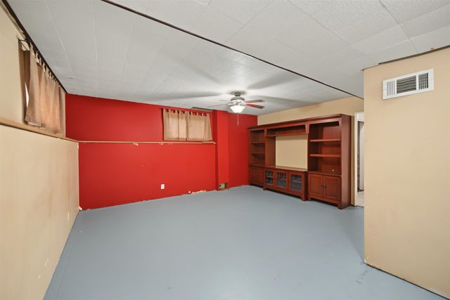 2449 Robin, Salina, KS 67401