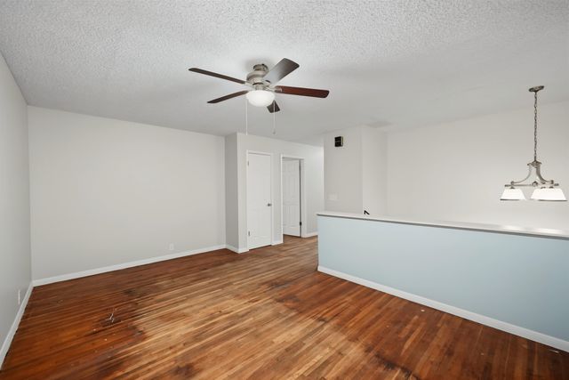 2449 Robin, Salina, KS 67401