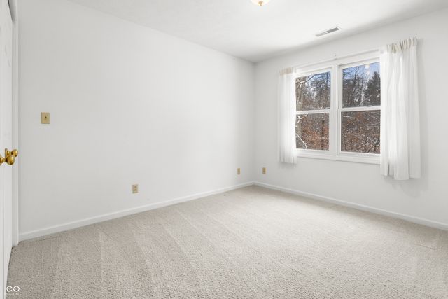 6062 Acorn Drive, Columbus, IN 47201