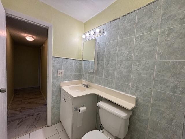 5844 Blueberry Unit 68 Court, Lauderhill, FL 33313