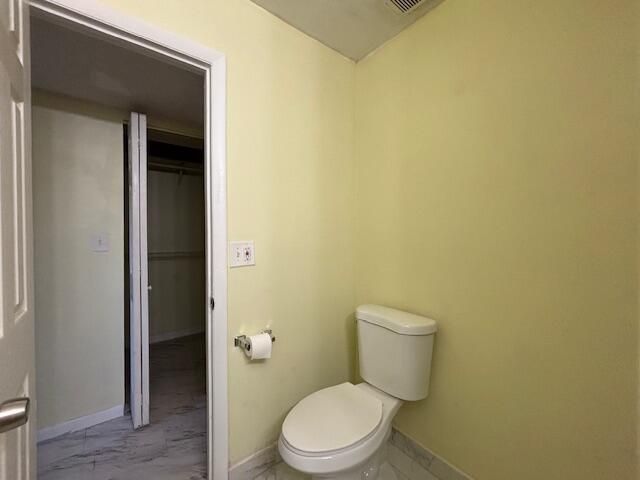 5844 Blueberry Unit 68 Court, Lauderhill, FL 33313