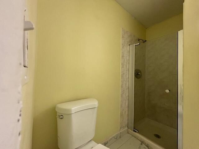 5844 Blueberry Unit 68 Court, Lauderhill, FL 33313