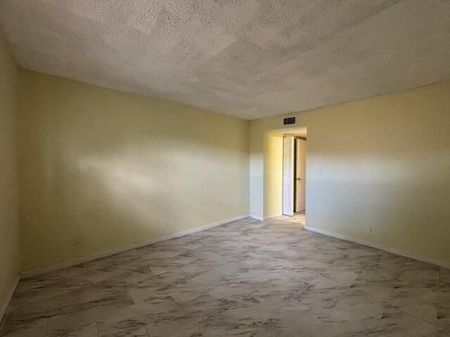 5844 Blueberry Unit 68 Court, Lauderhill, FL 33313