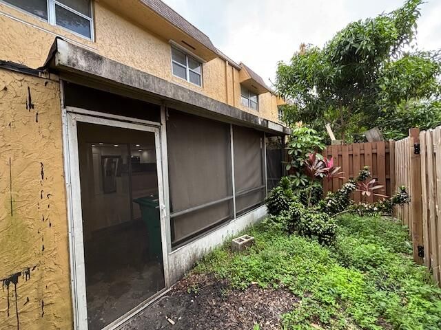 5844 Blueberry Unit 68 Court, Lauderhill, FL 33313