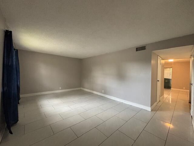 5844 Blueberry Unit 68 Court, Lauderhill, FL 33313