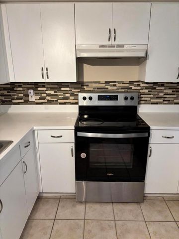 4155 N Haverhill Road 1409, West Palm Beach, FL 33417