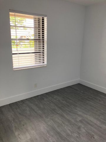 6132 Fairfield Circle 7, Greenacres, FL 33463