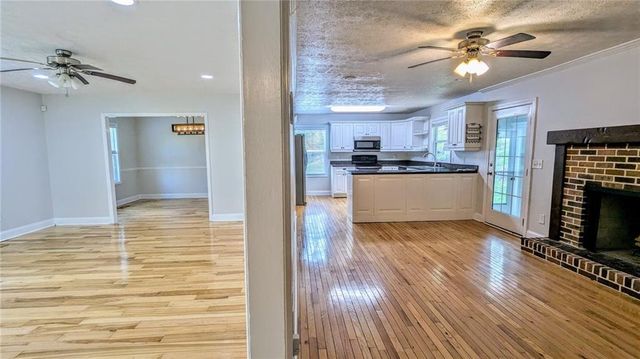 2510 Cove Road, Gainesville, GA 30506