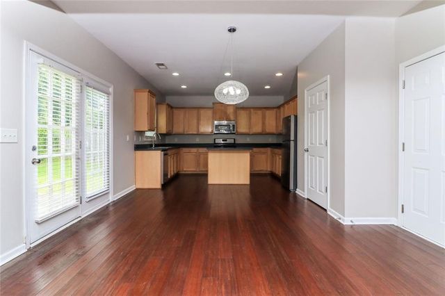 911 Queensbrooke Way, Mableton, GA 30126