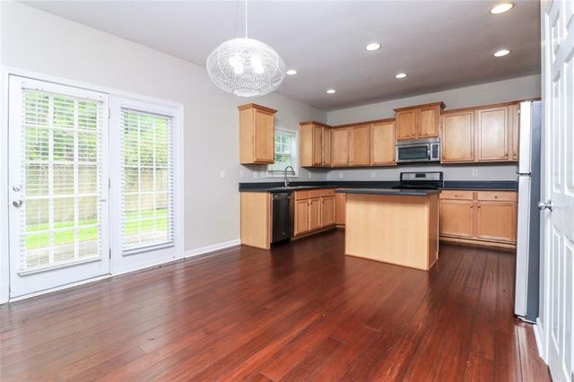 911 Queensbrooke Way, Mableton, GA 30126