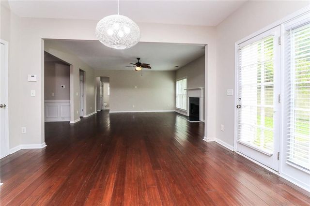 911 Queensbrooke Way, Mableton, GA 30126