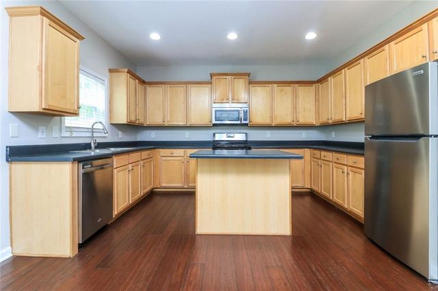 911 Queensbrooke Way, Mableton, GA 30126