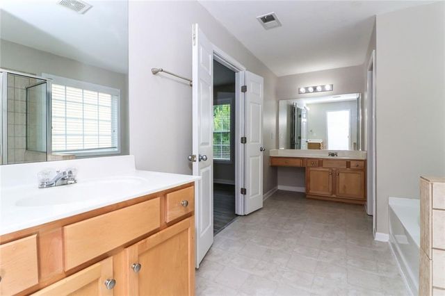 911 Queensbrooke Way, Mableton, GA 30126