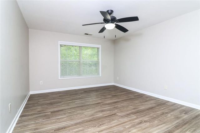 911 Queensbrooke Way, Mableton, GA 30126