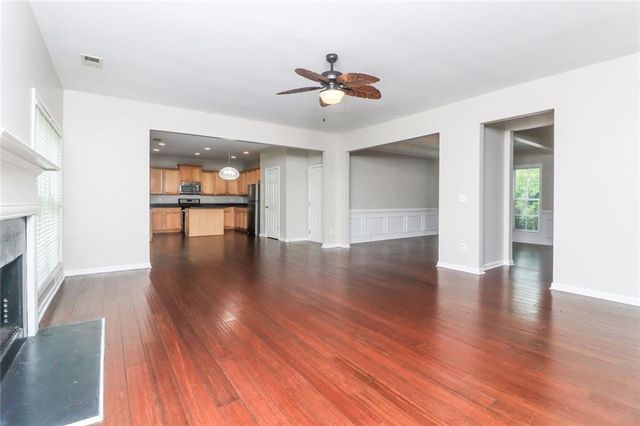 911 Queensbrooke Way, Mableton, GA 30126