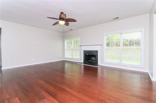 911 Queensbrooke Way, Mableton, GA 30126