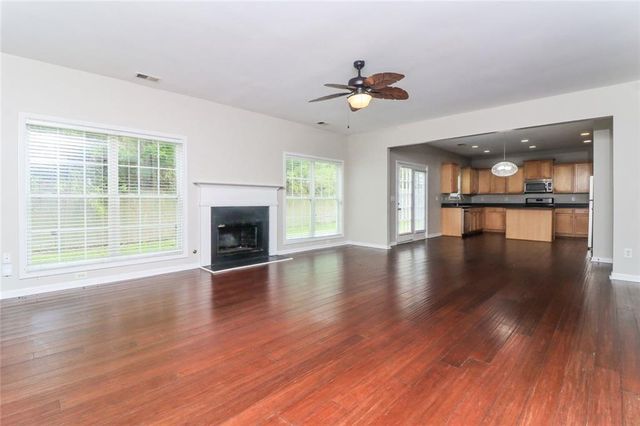 911 Queensbrooke Way, Mableton, GA 30126