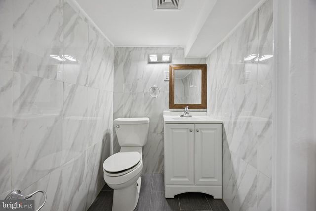 405 N SWARTHMORE AVE, Ridley Park, PA 19078